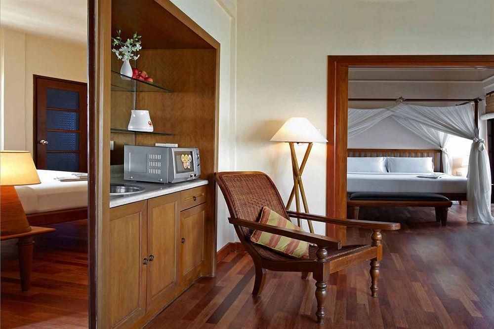 Hotel Avillion Port Dickson Exteriér fotografie A suite at the hotel