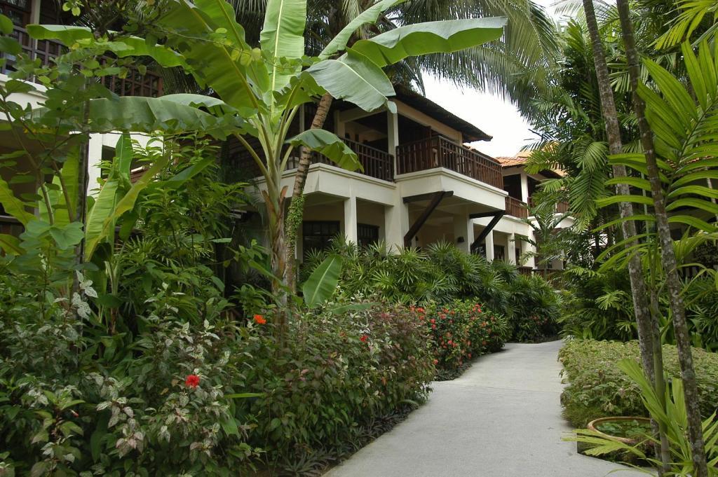 Hotel Avillion Port Dickson Exteriér fotografie The E and O Hotel