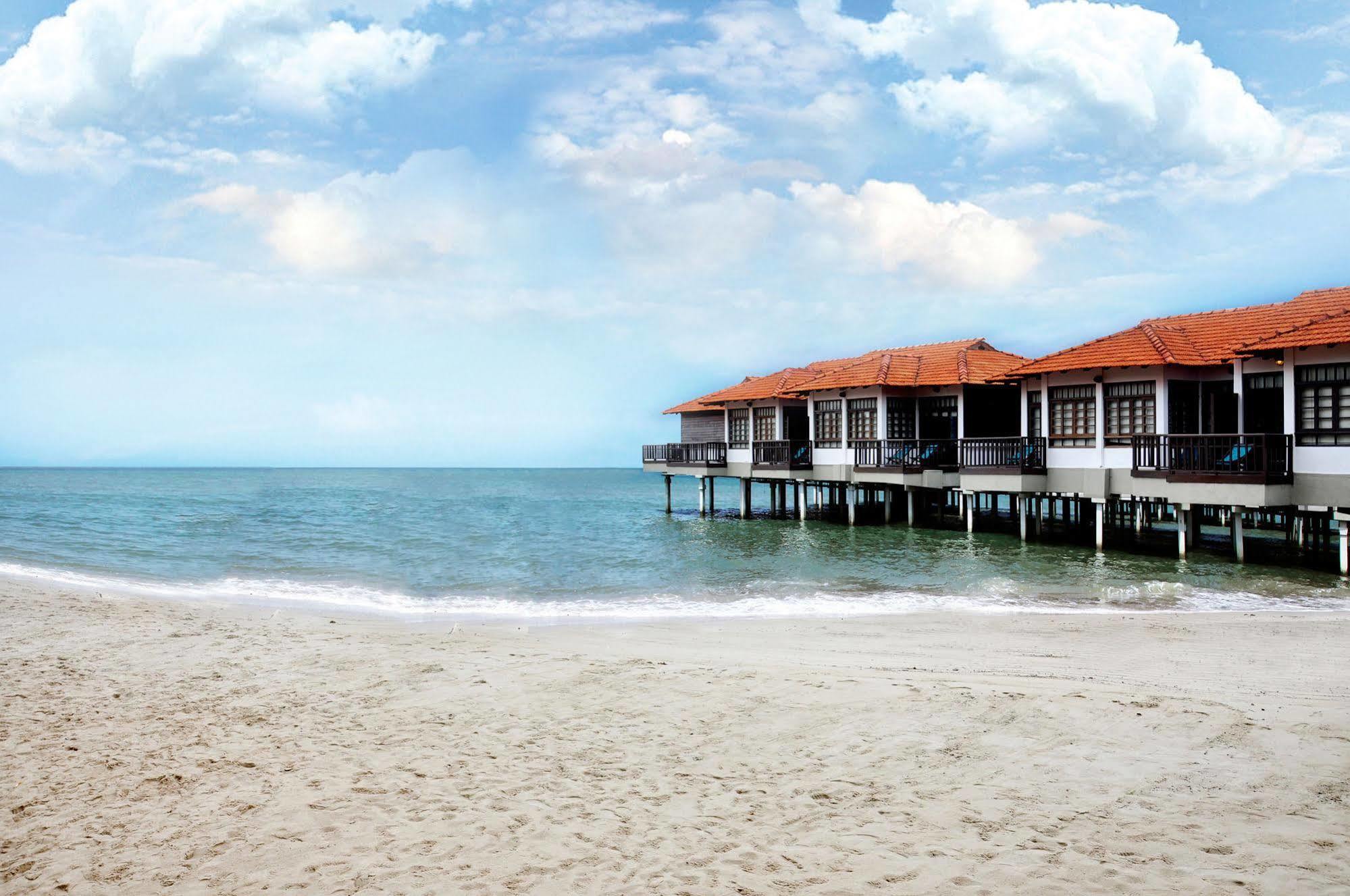 Hotel Avillion Port Dickson Exteriér fotografie The beach at the Berjaya Waterfront Hotel