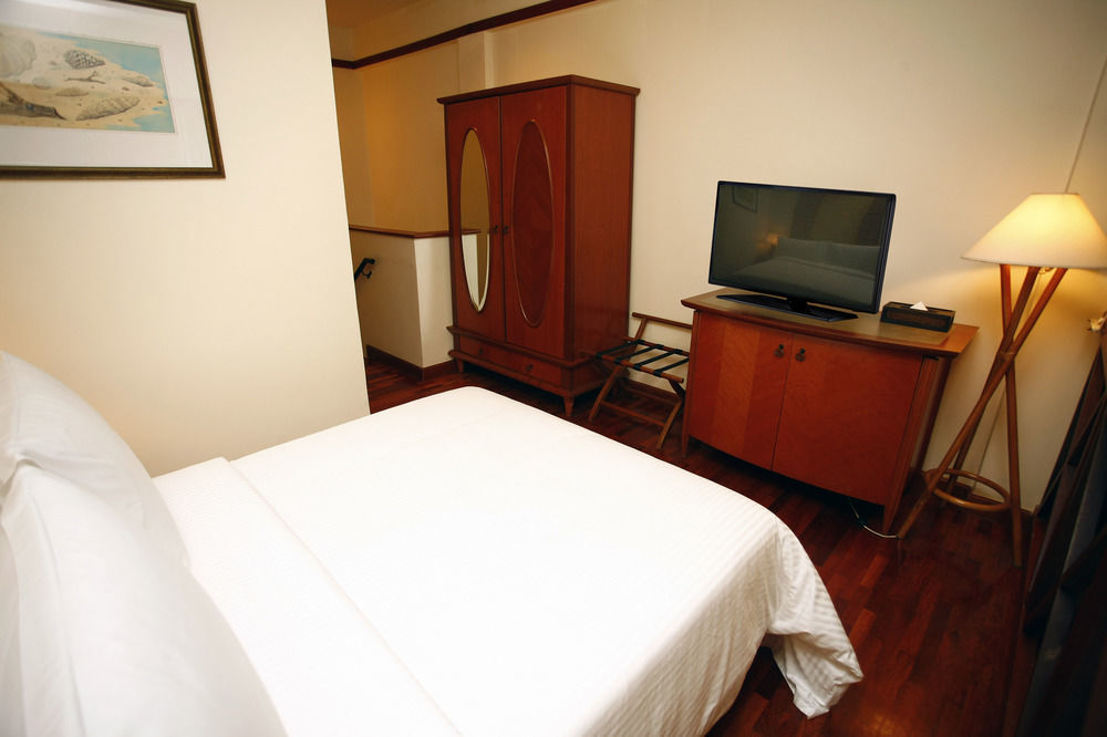 Hotel Avillion Port Dickson Exteriér fotografie A room at the hotel